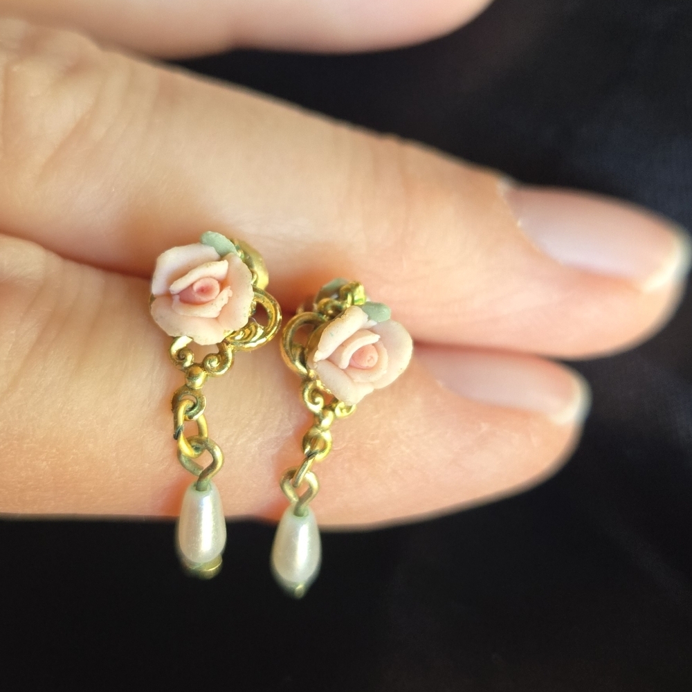 1928 Jewelry, Elegant Floral Drop Earrings